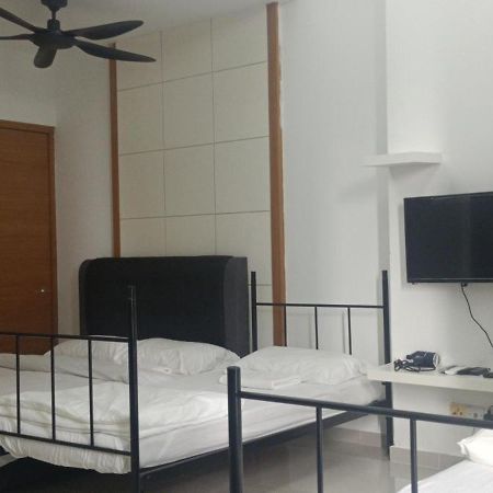 Klcc Newly Renovated Apartment Куала-Лумпур Екстер'єр фото